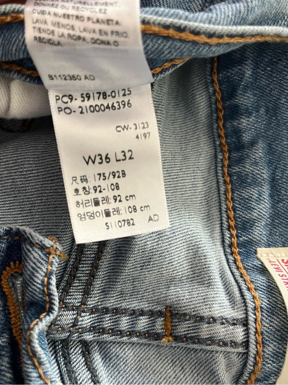 Levi's Slim Straight Signature Men's Jeans in Medium Blue Wash - Picture 8 of 10